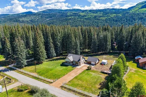 124 W Grimes Creek Road
