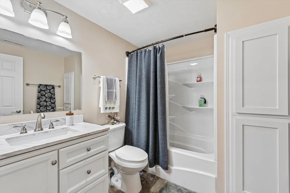 4658 E Jennings Loop Monticello, IN 47960