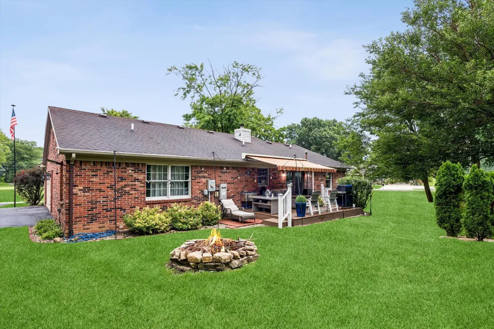 4658 E Jennings Loop Monticello, IN 47960