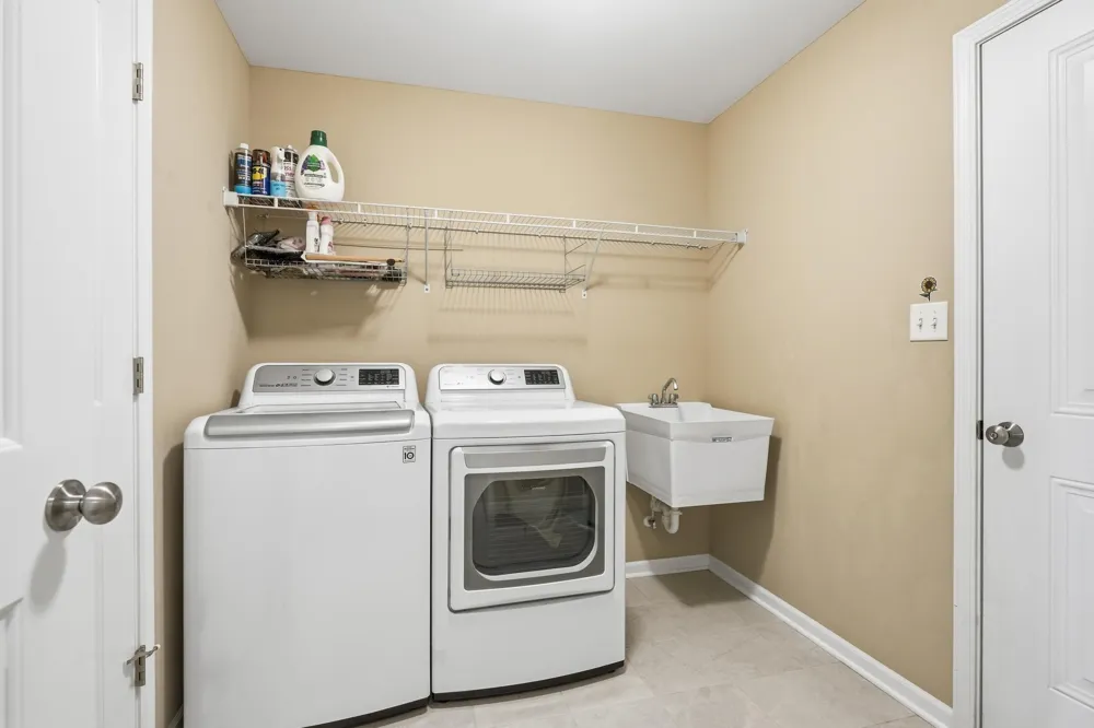 8069 Cranberry Drive St. John, IN 46373