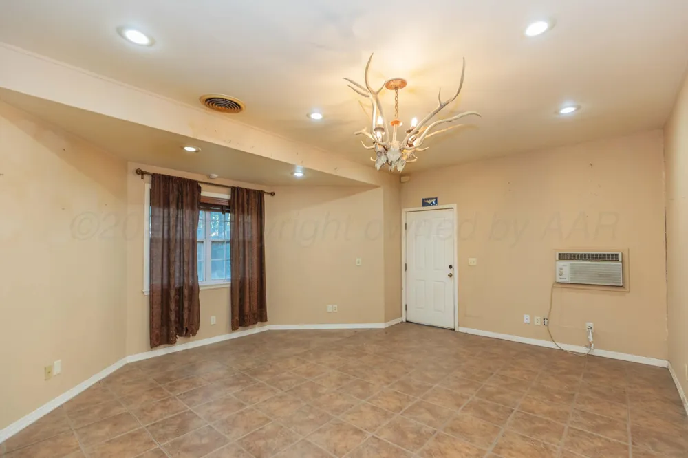 3214 Parker Street Amarillo, TX 79109