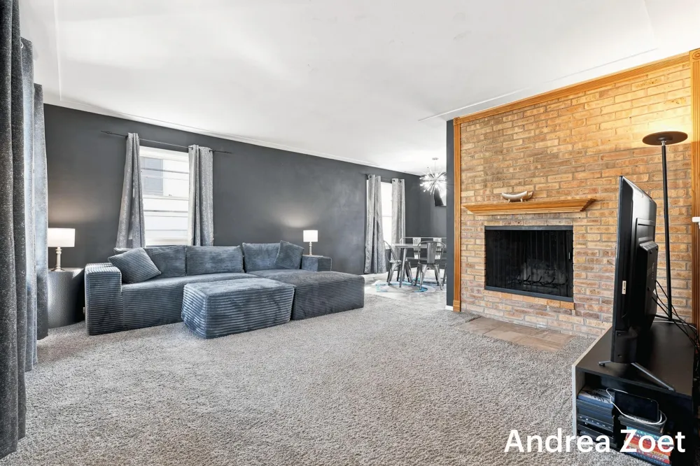 1044 Lockridge Drive NE Grand Rapids City, MI 49505