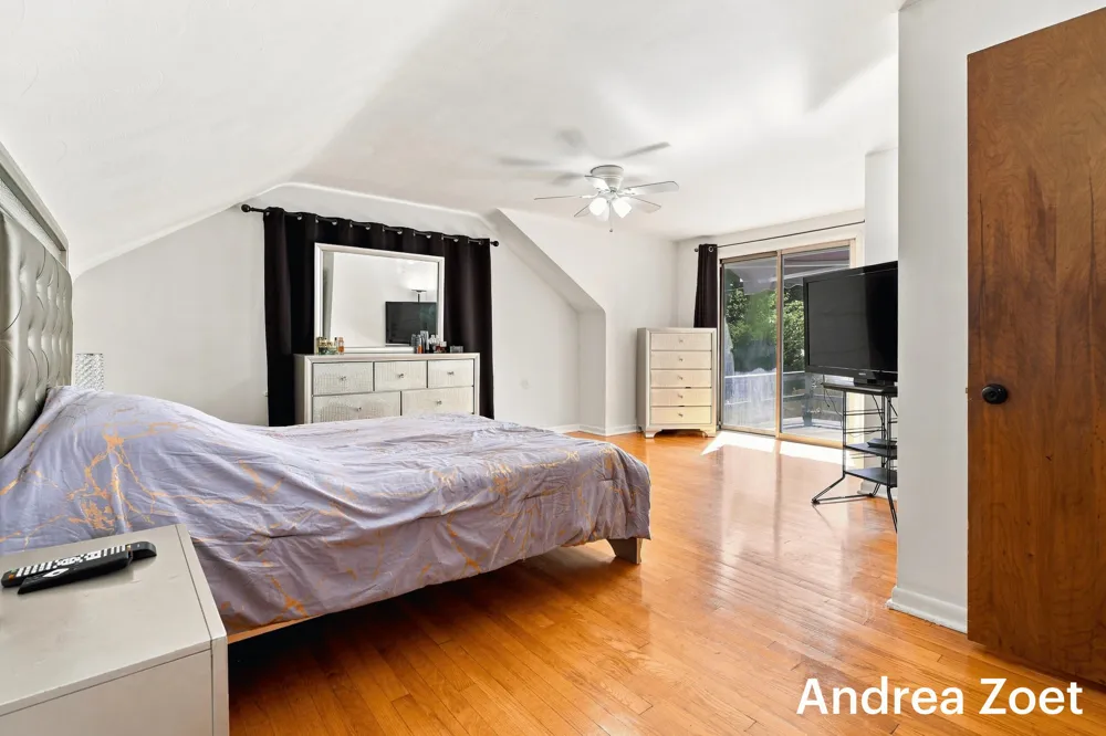 1044 Lockridge Drive NE Grand Rapids City, MI 49505
