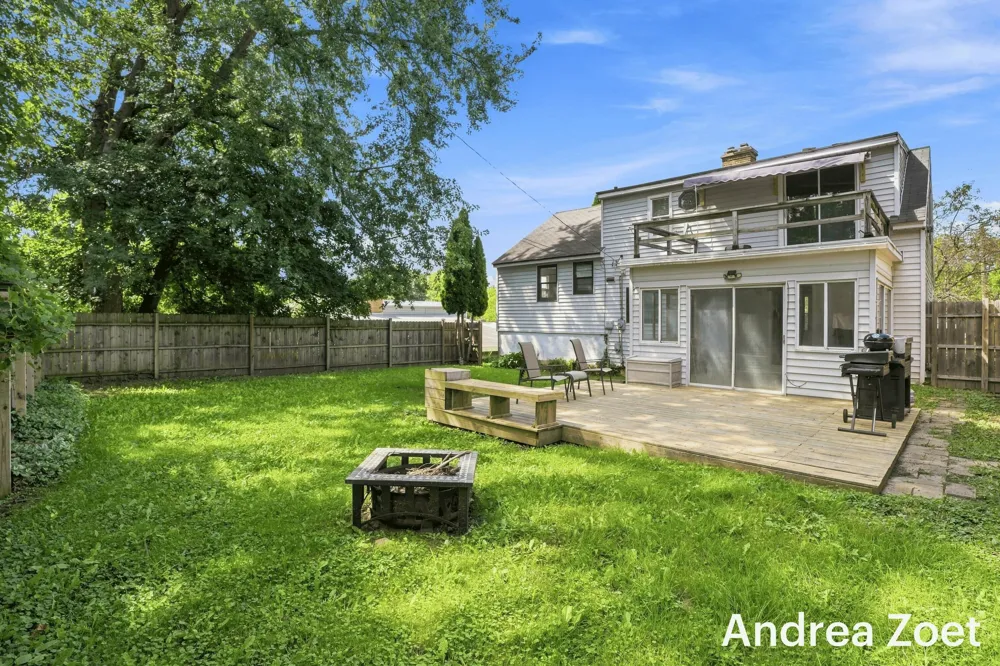 1044 Lockridge Drive NE Grand Rapids City, MI 49505