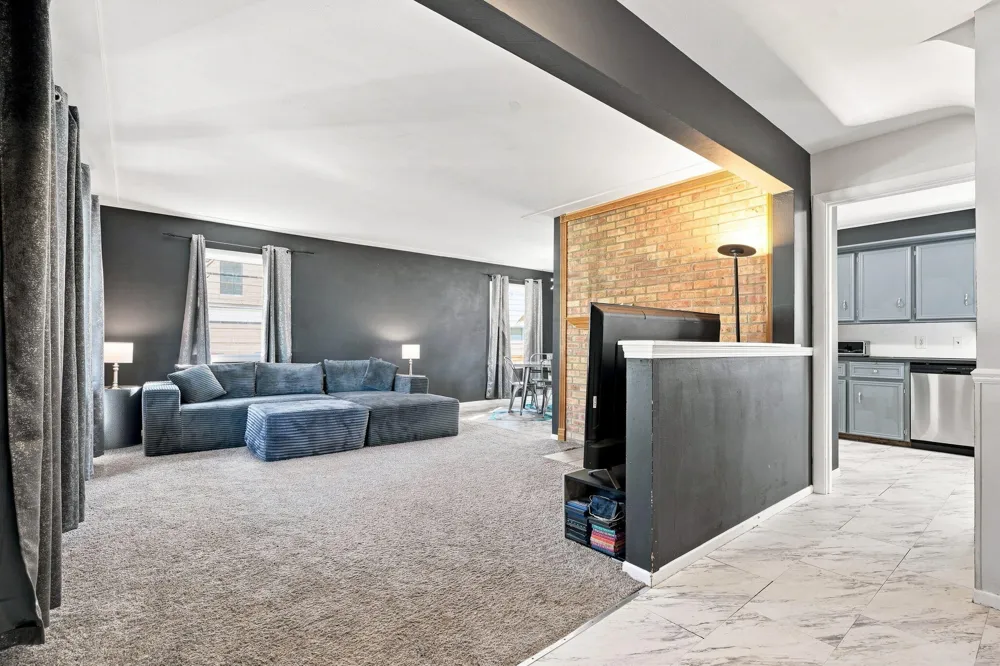 1044 Lockridge Drive NE Grand Rapids City, MI 49505