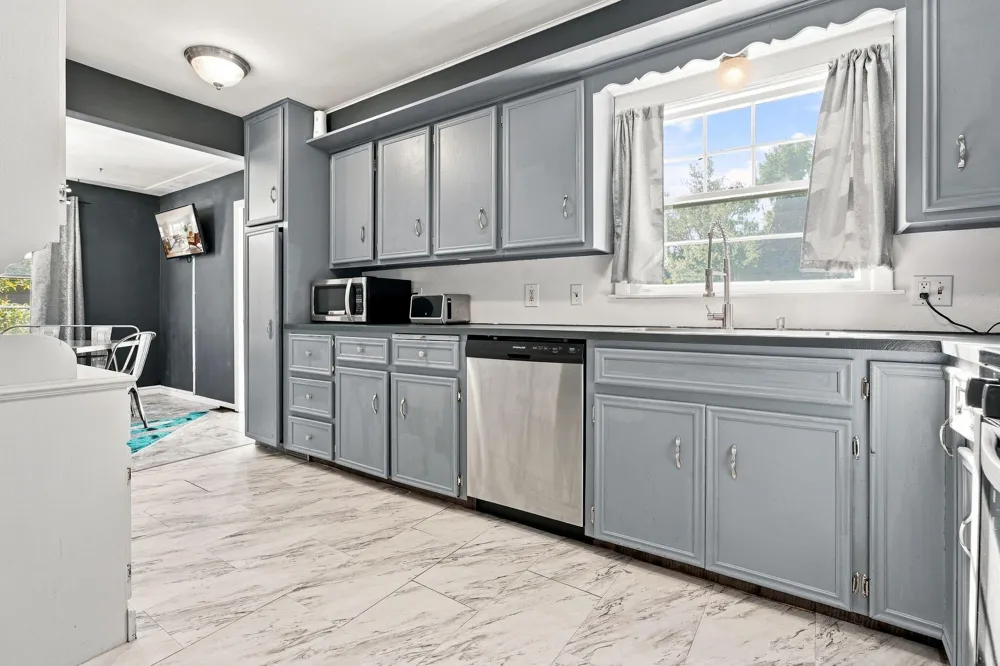 1044 Lockridge Drive NE Grand Rapids City, MI 49505