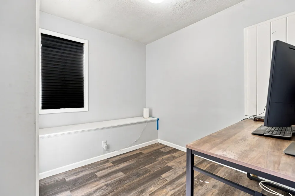 1044 Lockridge Drive NE Grand Rapids City, MI 49505
