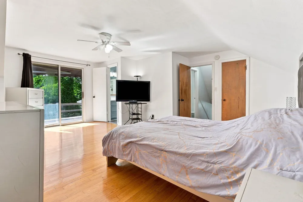 1044 Lockridge Drive NE Grand Rapids City, MI 49505