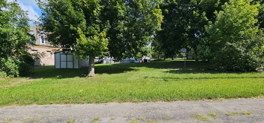210 E Main St Sebewaing, MI 48759