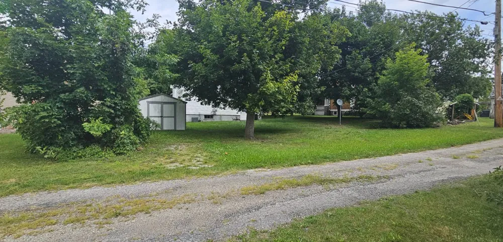 210 E Main St Sebewaing, MI 48759