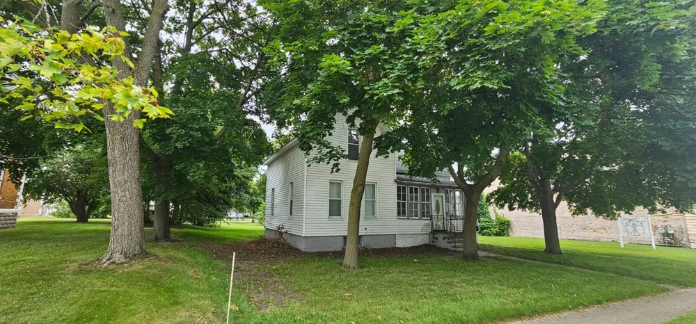 210 E Main St Sebewaing, MI 48759