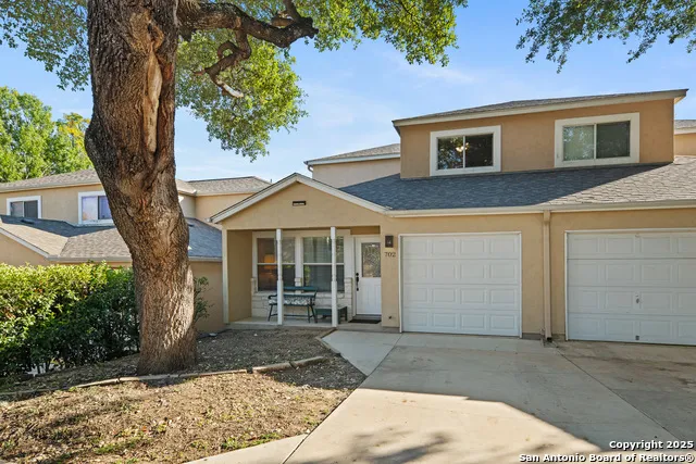 3202 Eisenhauer #702 San Antonio, TX 78209