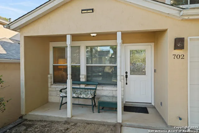 3202 Eisenhauer #702 San Antonio, TX 78209