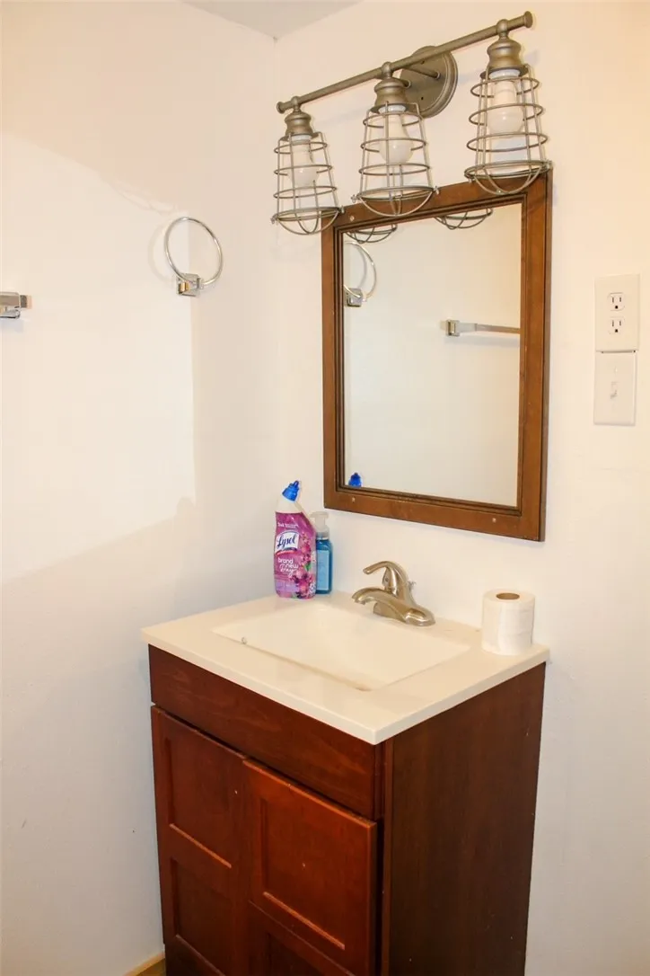 9872 County Road 623 Skidmore, TX 78389