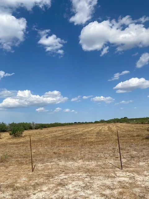 CR 150 Alice, TX 78733