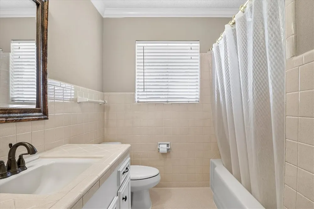 438 Haroldson Drive Corpus Christi, TX 78412