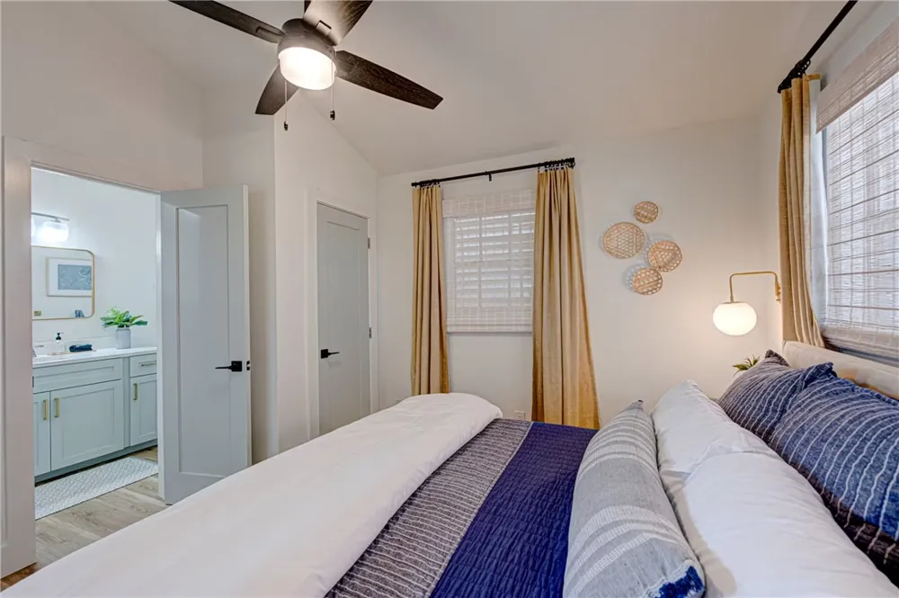 310 Leslie Lane Port Aransas, TX 78373