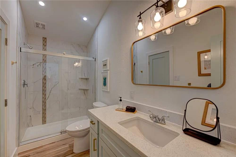 310 Leslie Lane Port Aransas, TX 78373
