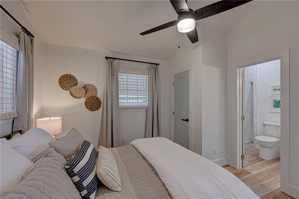 310 Leslie Lane Port Aransas, TX 78373