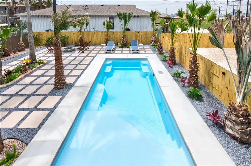 310 Leslie Lane Port Aransas, TX 78373