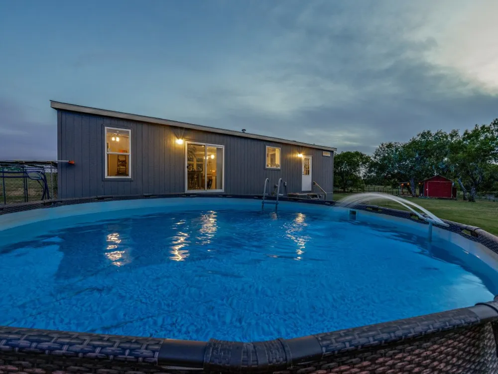 2831 County Road 430 Pleasanton, TX 78064