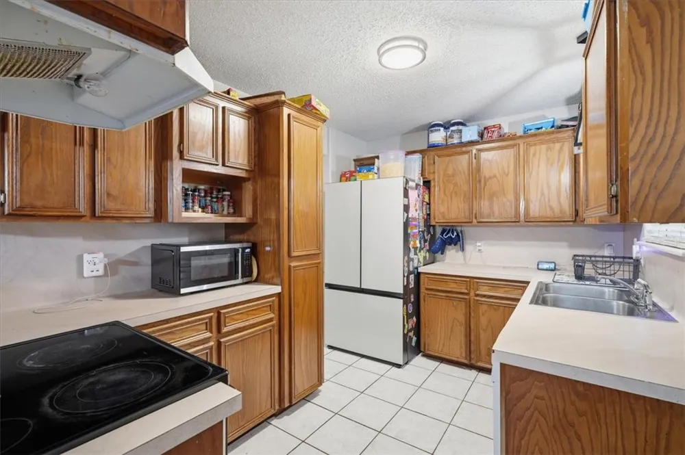 8018 Rock Crest Drive Corpus Christi, TX 78414