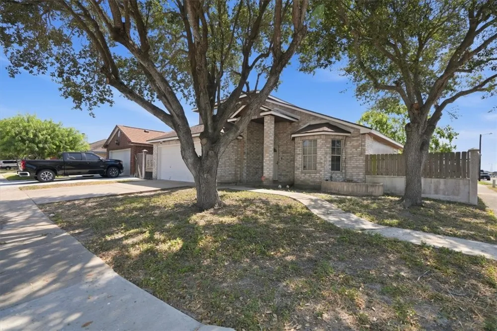 8018 Rock Crest Drive Corpus Christi, TX 78414