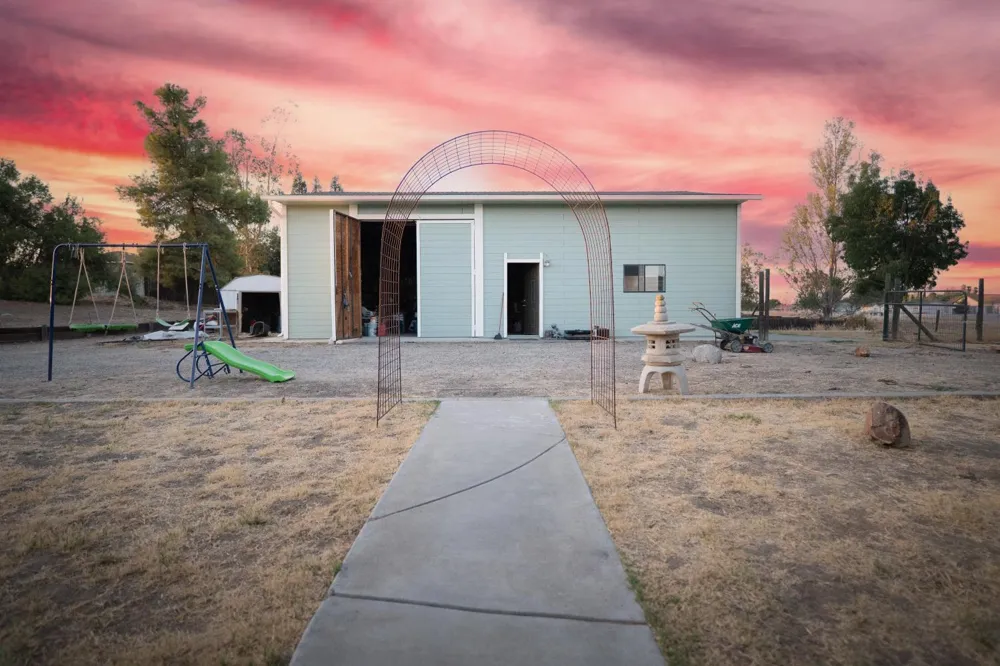35385 John Albert Drive Madera, CA 93636