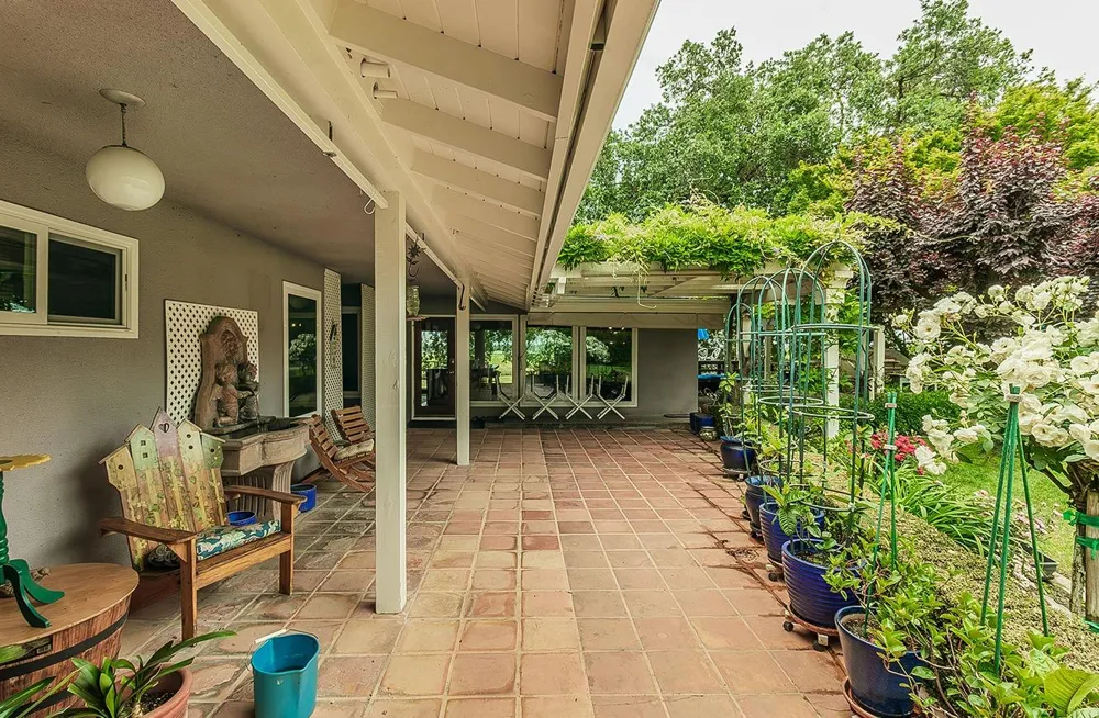 3670 S Newmark Avenue Sanger, CA 93654