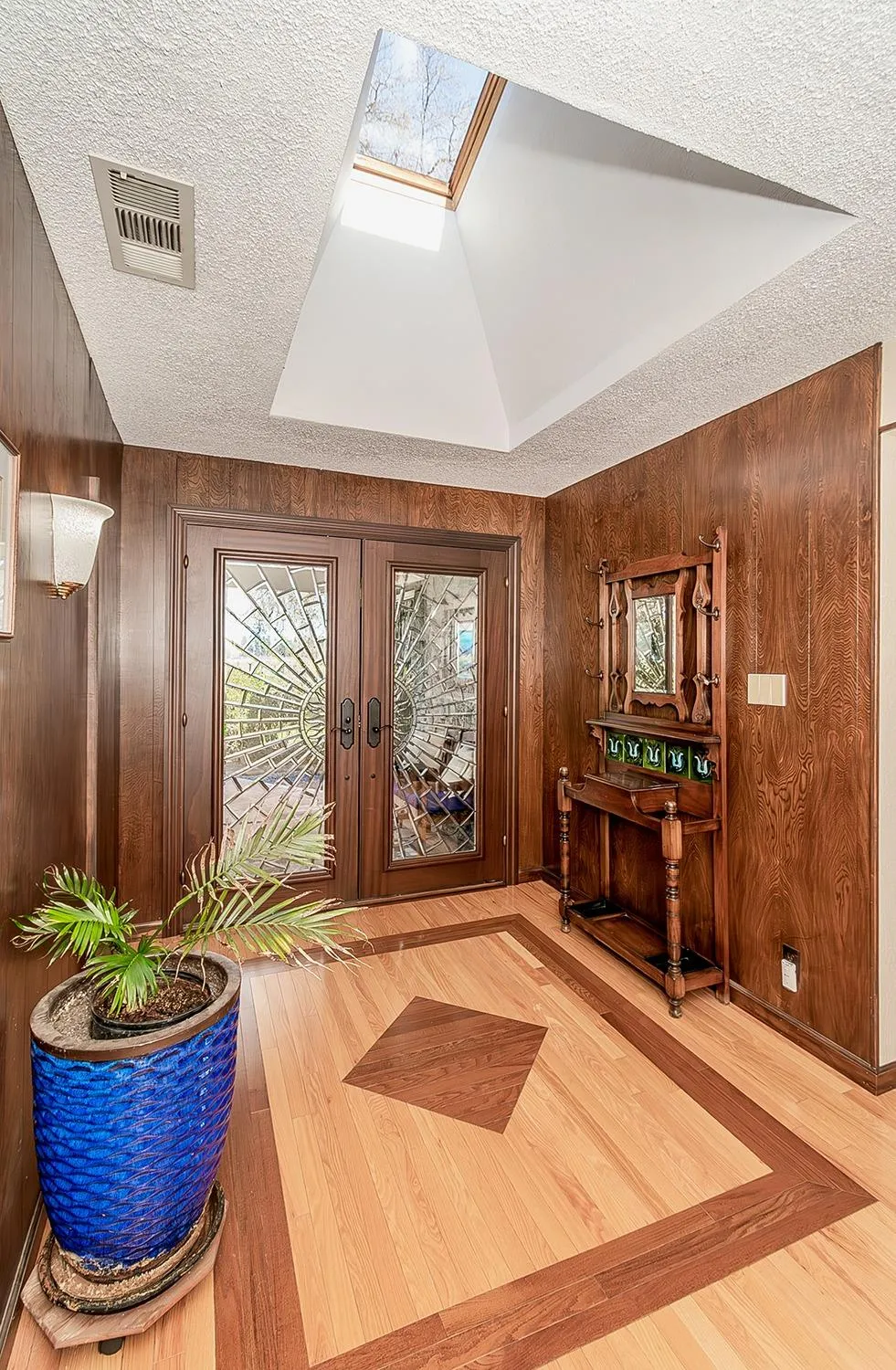 3670 S Newmark Avenue Sanger, CA 93654