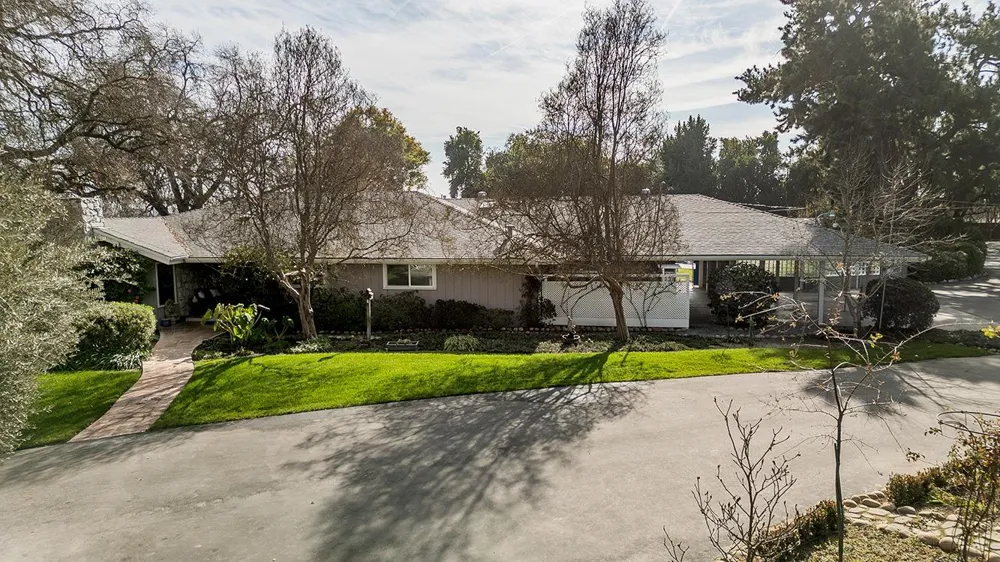 3670 S Newmark Avenue Sanger, CA 93654
