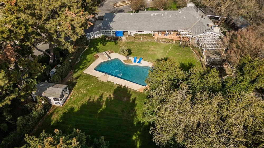 3670 S Newmark Avenue Sanger, CA 93654