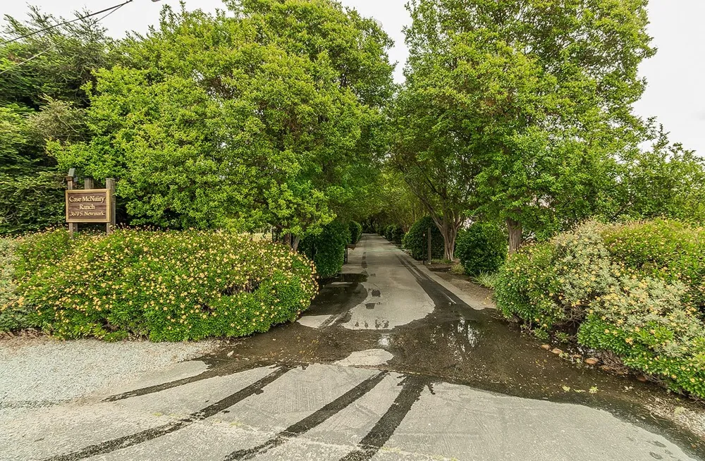 3670 S Newmark Avenue Sanger, CA 93654