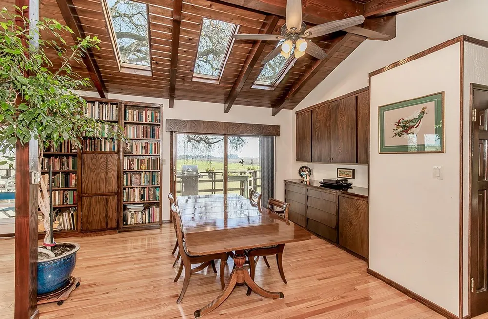 3670 S Newmark Avenue Sanger, CA 93654