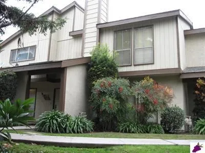 310 S Argyle Avenue #106