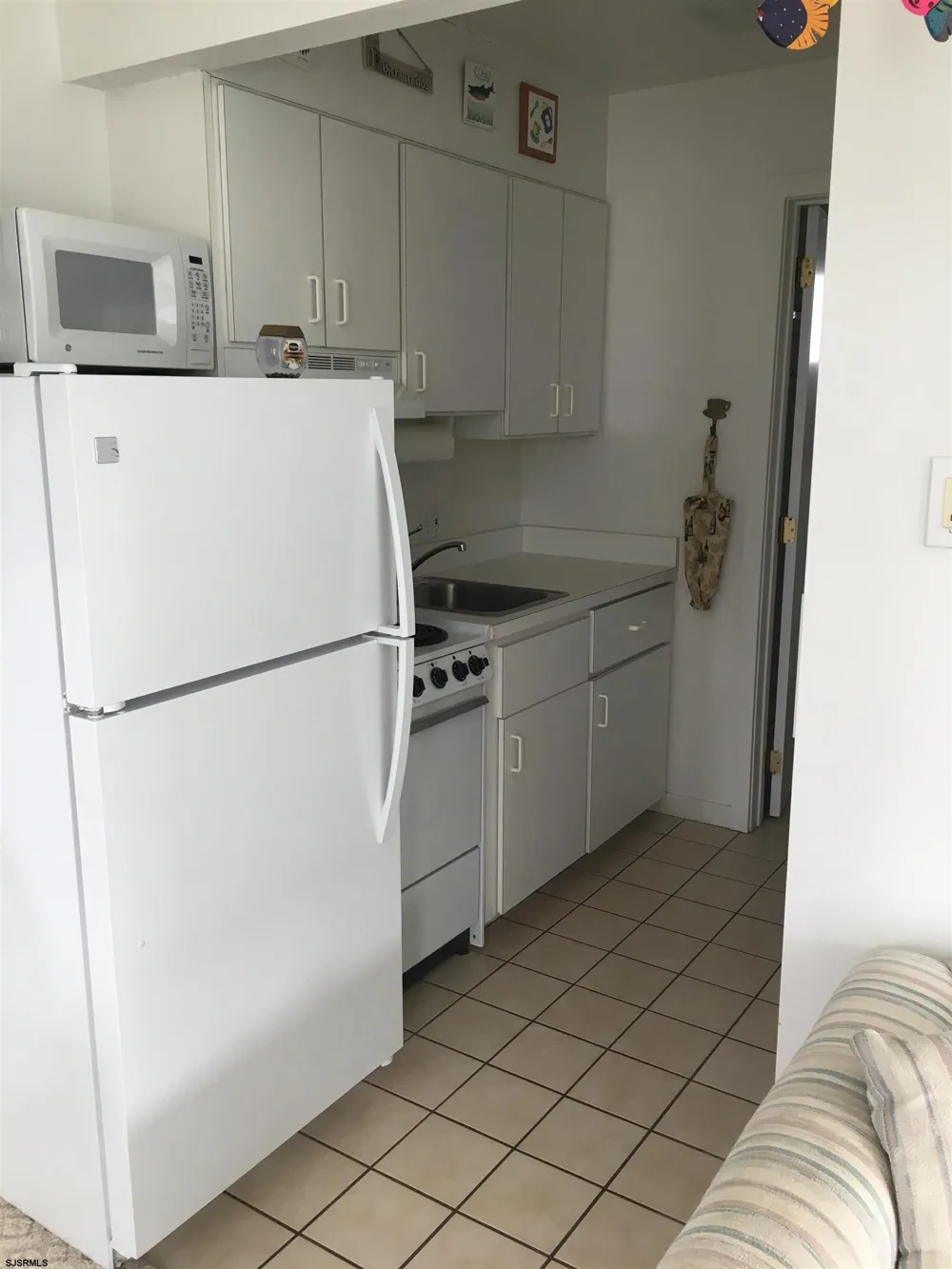 9401 Pacific Ave Margate, NJ 08402