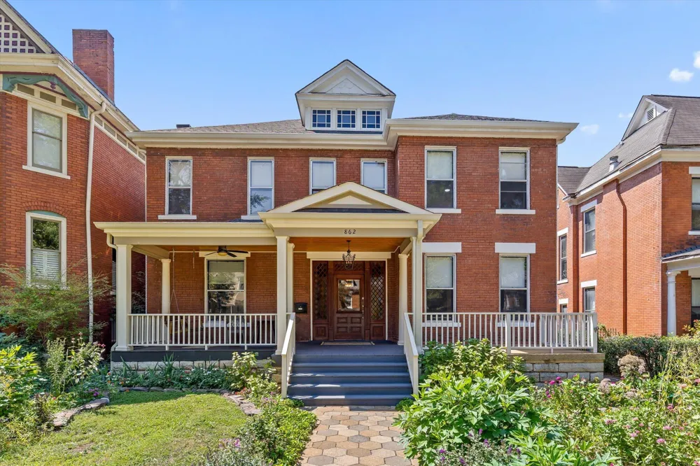 862 Oak Street Chattanooga, TN 37403