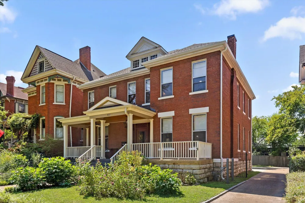 862 Oak Street Chattanooga, TN 37403