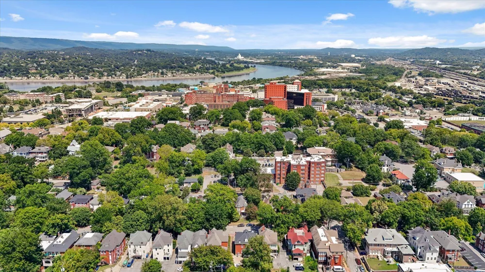 862 Oak Street Chattanooga, TN 37403