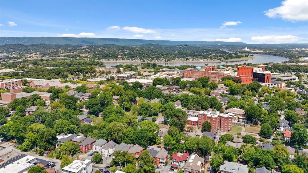 862 Oak Street Chattanooga, TN 37403