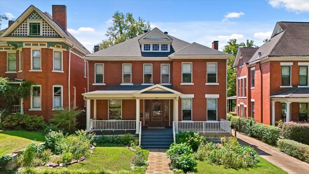 862 Oak Street Chattanooga, TN 37403