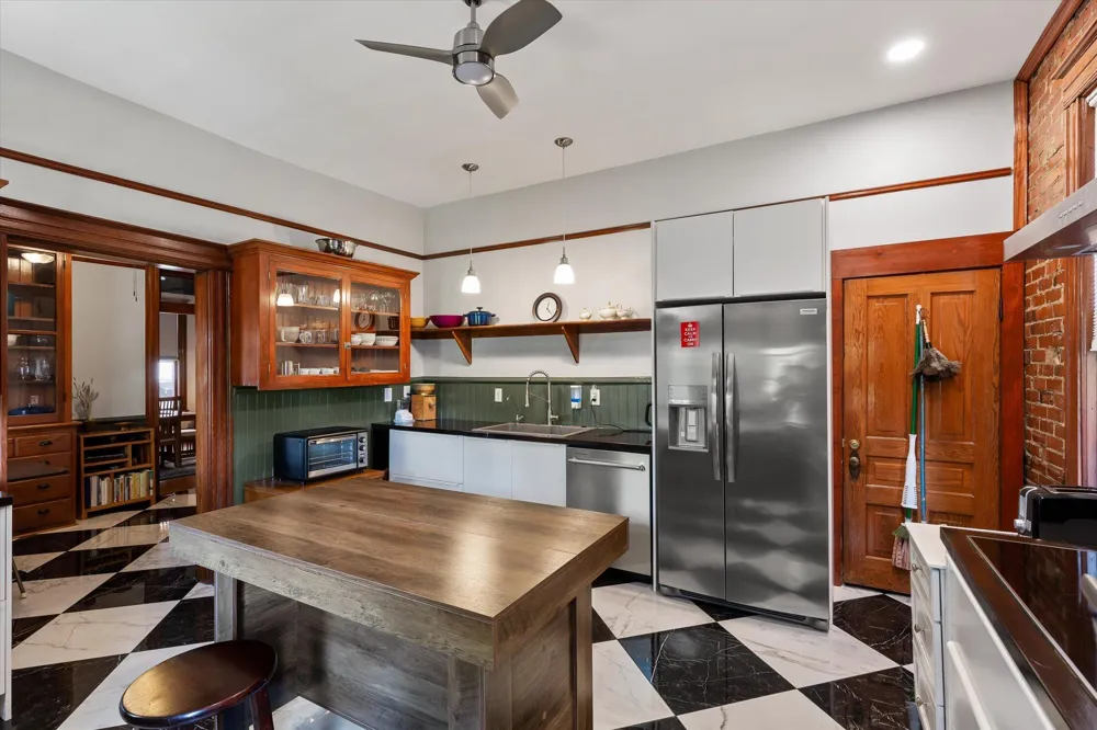862 Oak Street Chattanooga, TN 37403