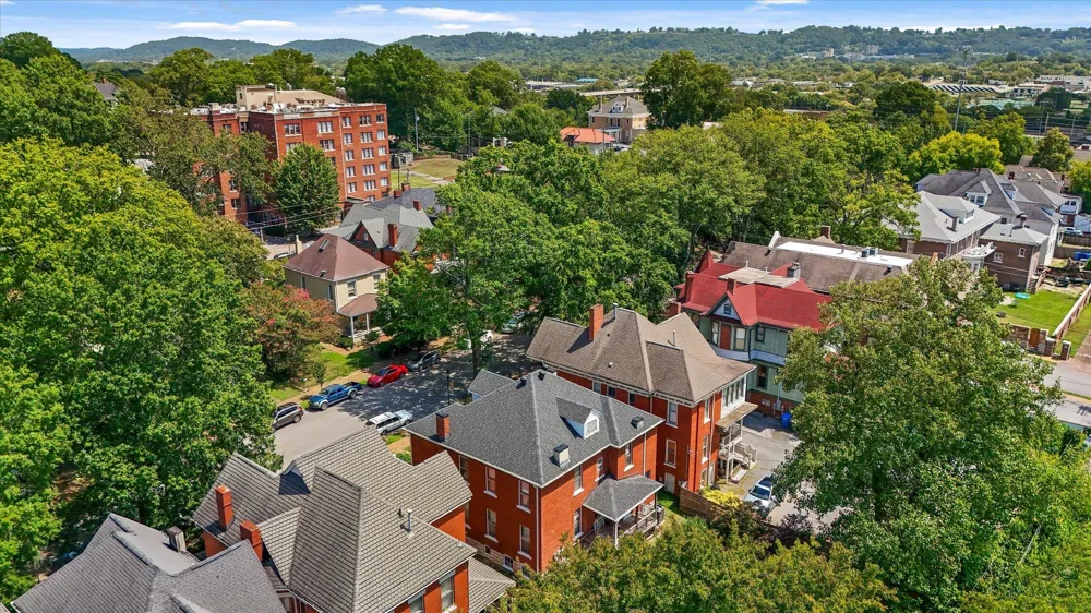 862 Oak Street Chattanooga, TN 37403
