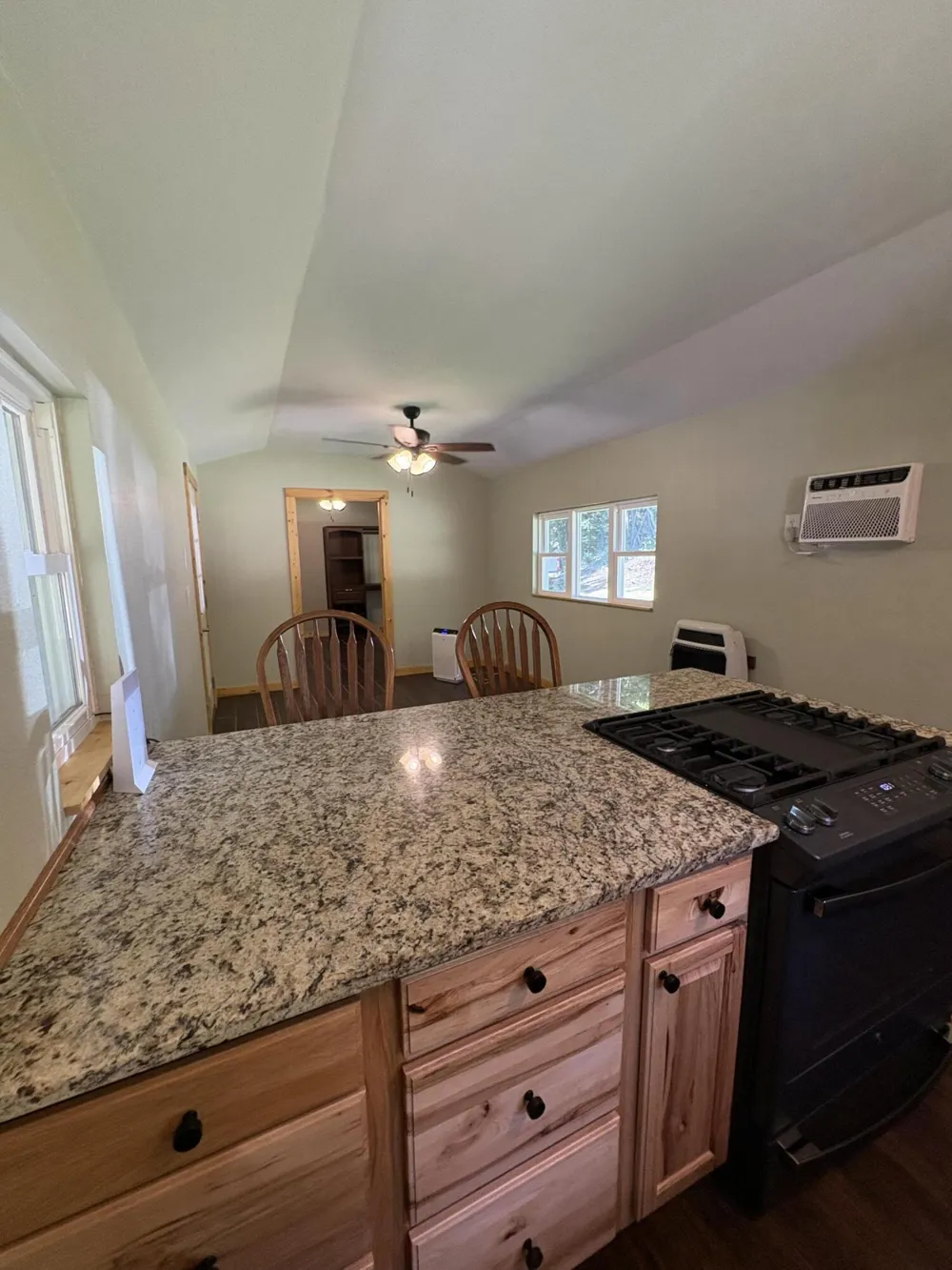 474 Mud Road Graysville, TN 37338