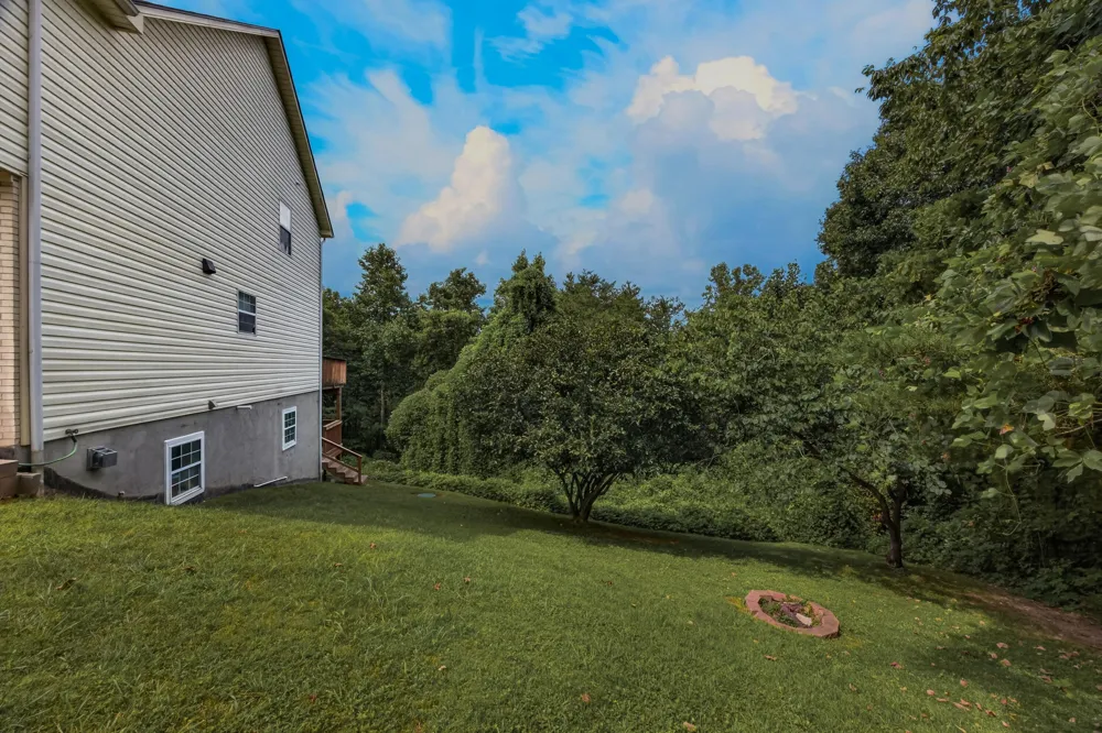 171 Matthew Lane Dayton, TN 37321