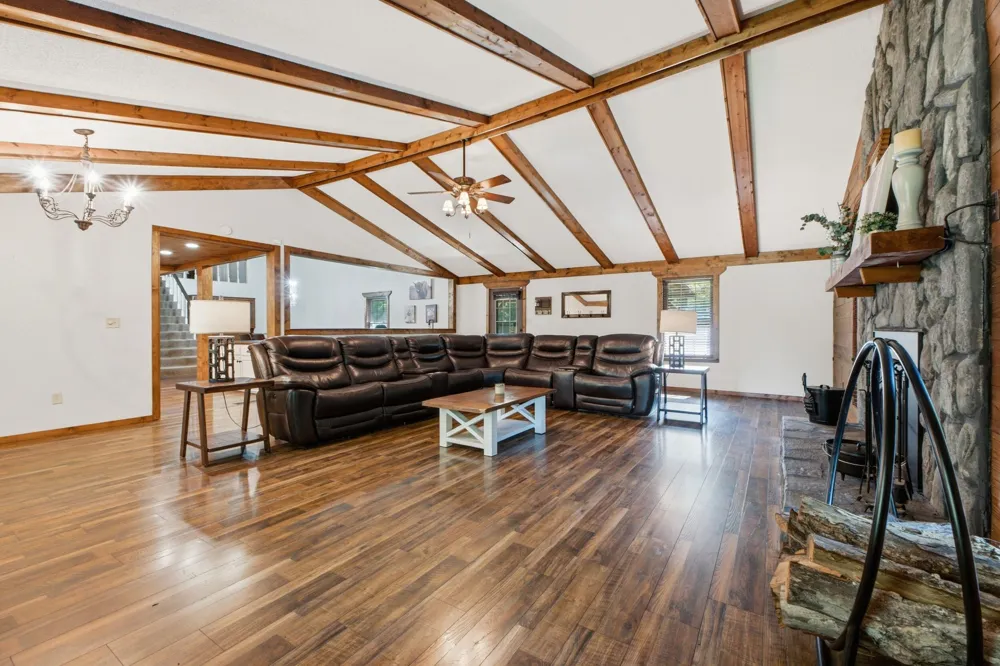 933 Halls Valley Road Trion, GA 30753