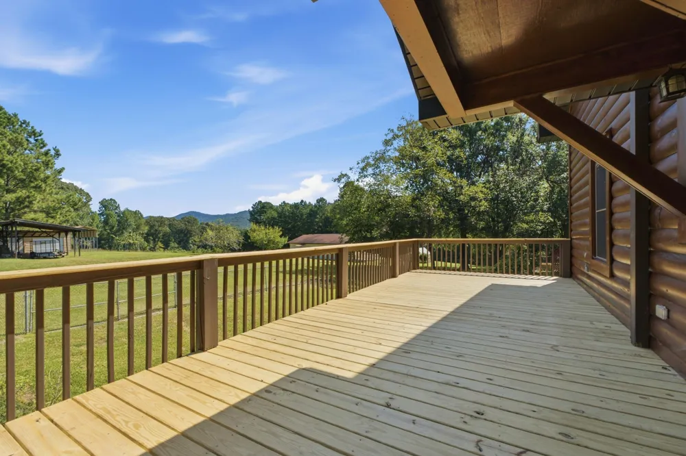 933 Halls Valley Road Trion, GA 30753