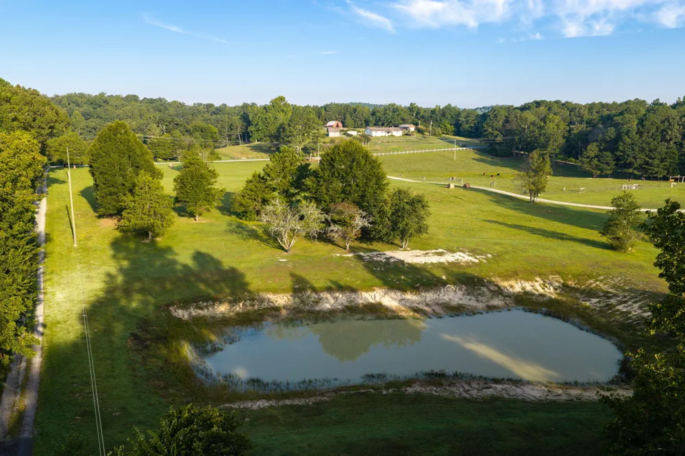 933 Halls Valley Road Trion, GA 30753