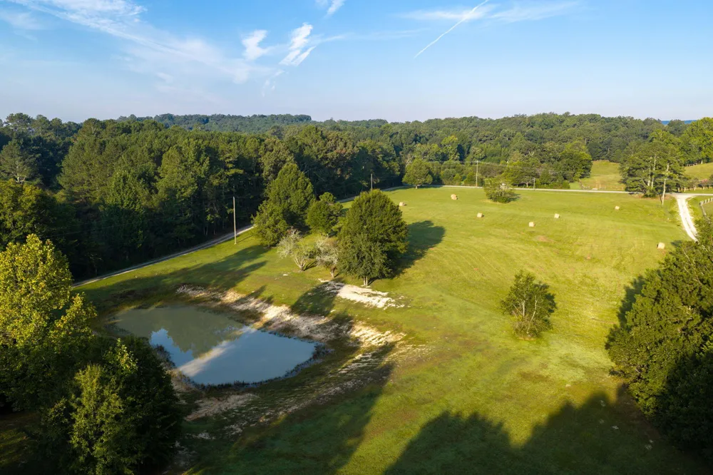 933 Halls Valley Road Trion, GA 30753