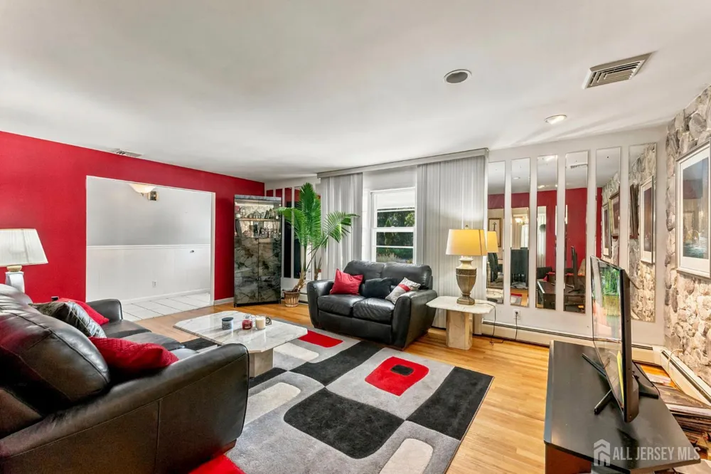 27 Milton Avenue East Brunswick, NJ 08816